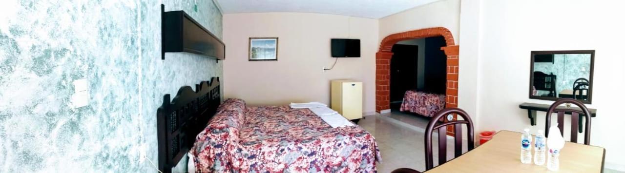 Hotel Del Lago Catemaco Exterior photo
